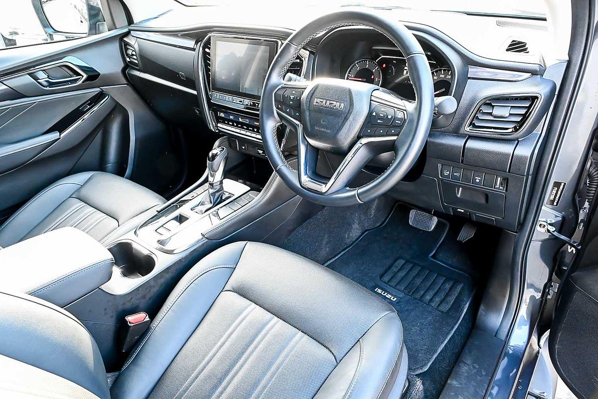 2024 Isuzu MU-X LS-T