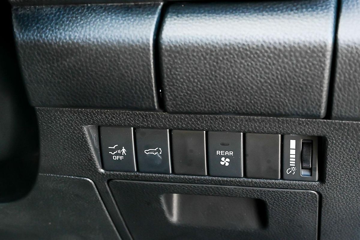 2024 Isuzu MU-X LS-T