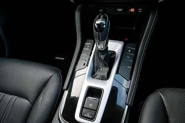 2024 Isuzu MU-X LS-T