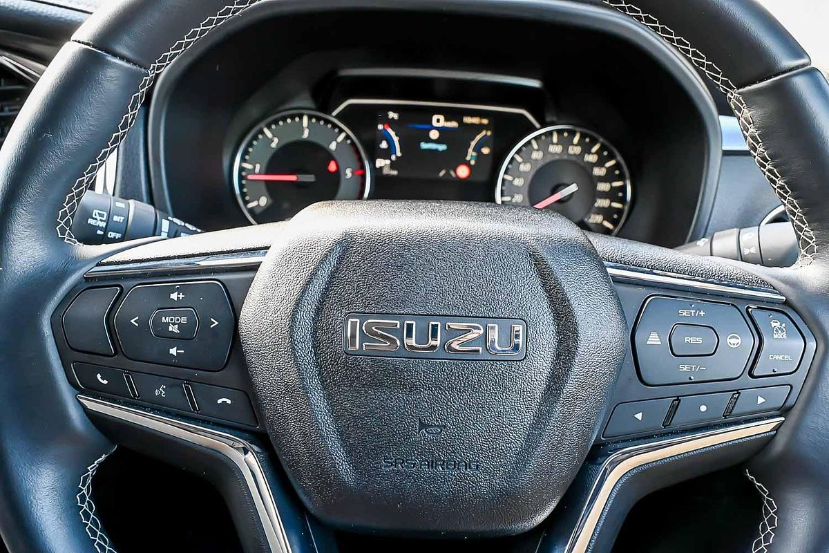 2024 Isuzu MU-X LS-T