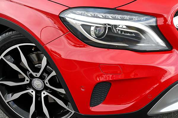 2016 Mercedes-Benz GLA-Class GLA250 X156