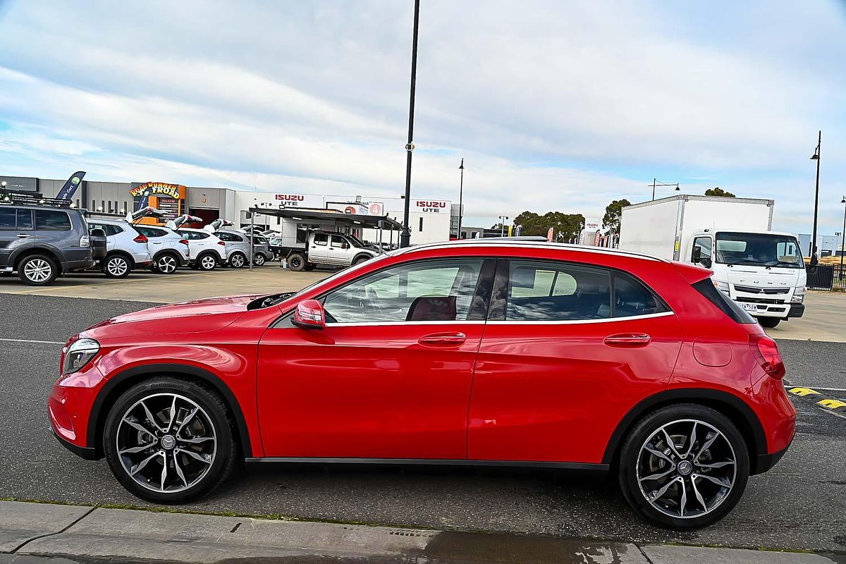 2016 Mercedes-Benz GLA-Class GLA250 X156