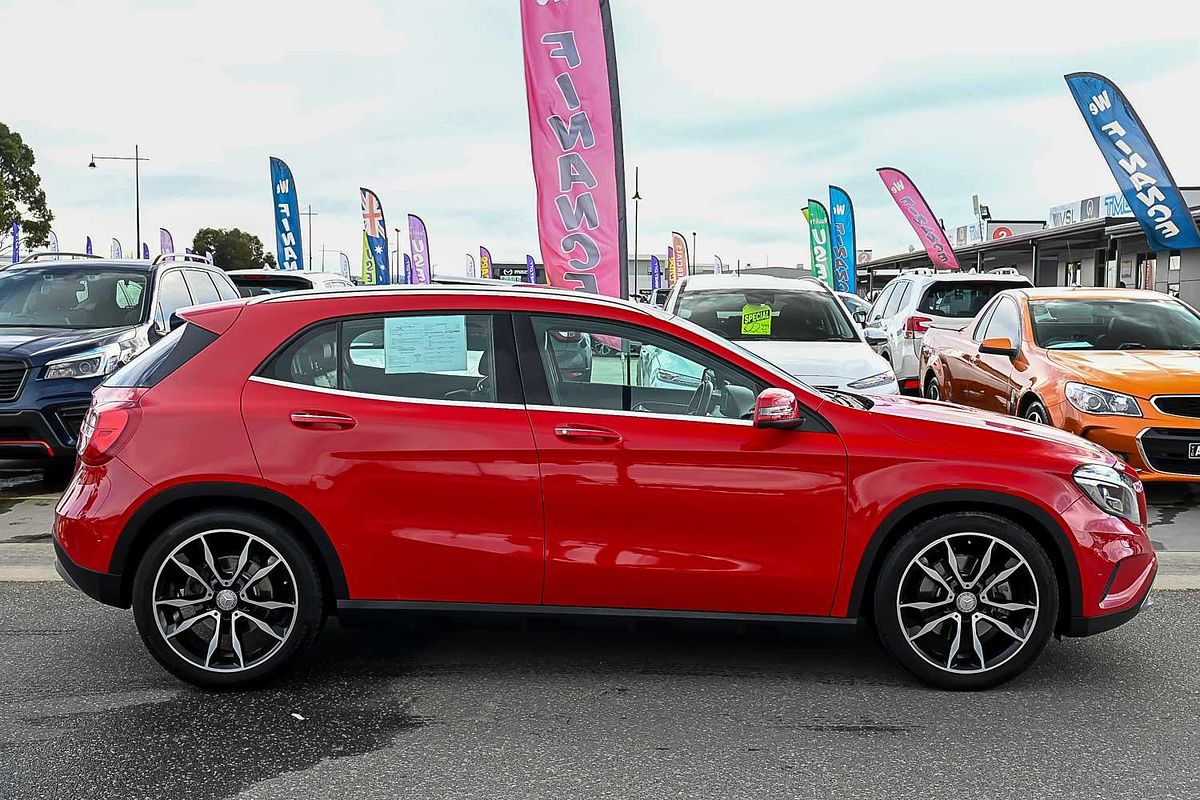 2016 Mercedes-Benz GLA-Class GLA250 X156