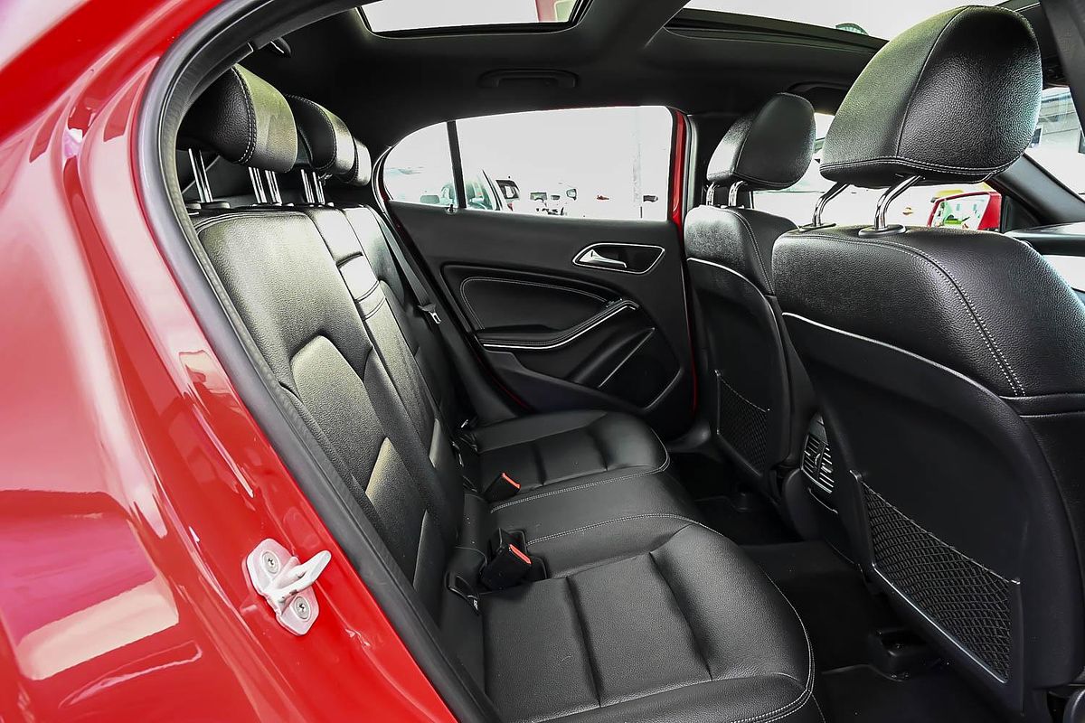 2016 Mercedes-Benz GLA-Class GLA250 X156