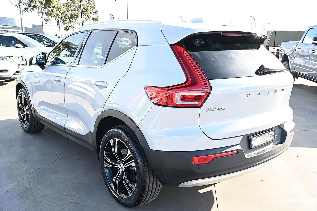 2022 Volvo XC40 T4 Inscription