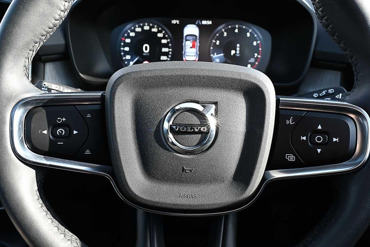 2022 Volvo XC40 T4 Inscription