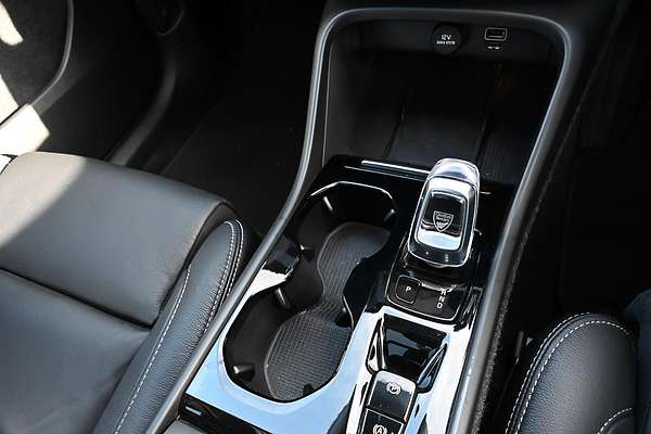 2022 Volvo XC40 T4 Inscription