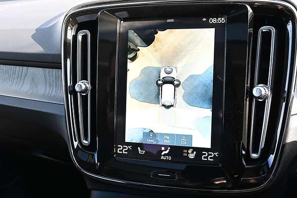 2022 Volvo XC40 T4 Inscription