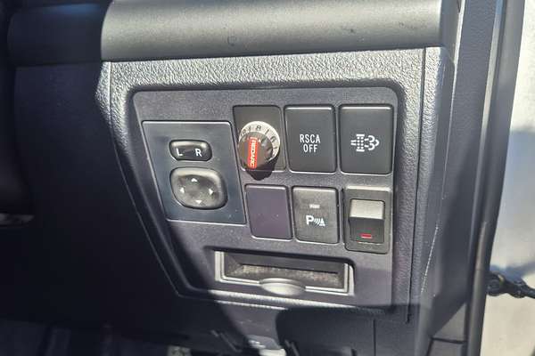 2020 Toyota Landcruiser GXL VDJ200R