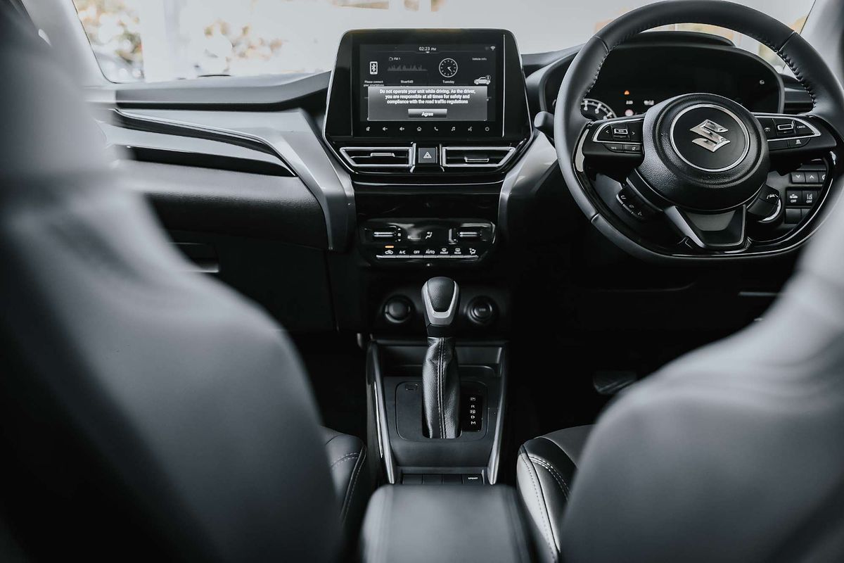 2025 Suzuki Fronx Hybrid GLX KW