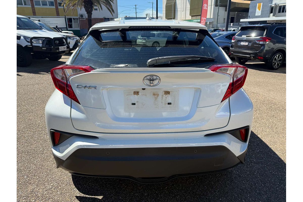 2019 Toyota C-HR  NGX10R