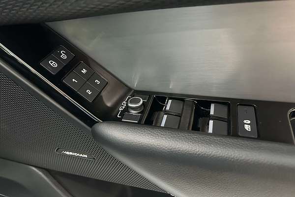 2020 Land Rover Range Rover Velar P250 R-Dynamic S L560