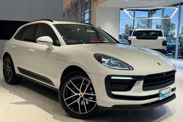 2021 Porsche Macan 95B