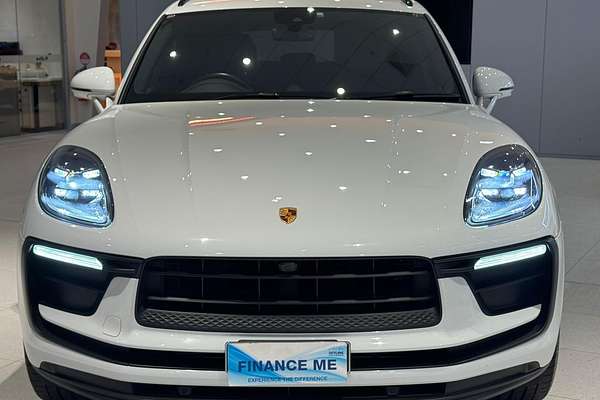 2021 Porsche Macan 95B