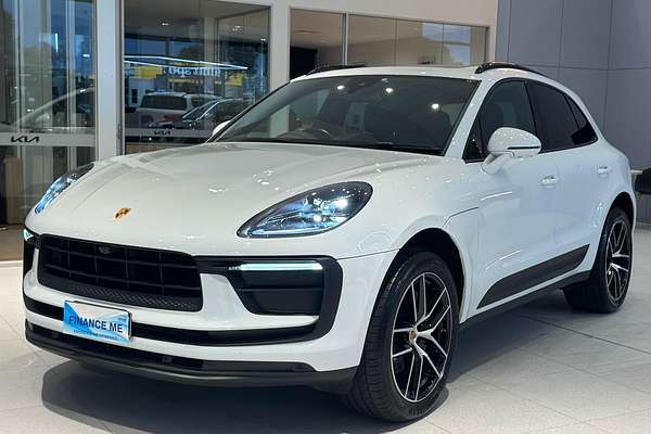 2021 Porsche Macan 95B