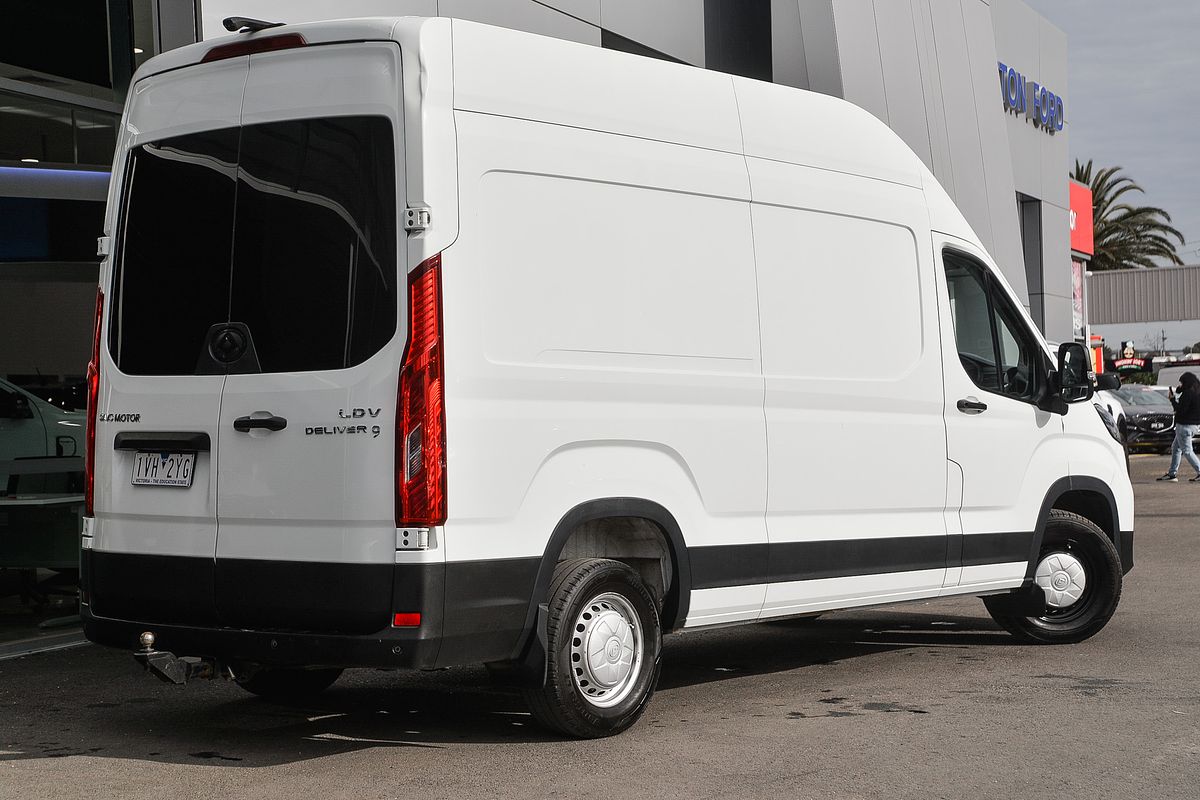 2022 LDV Deliver 9 LWB