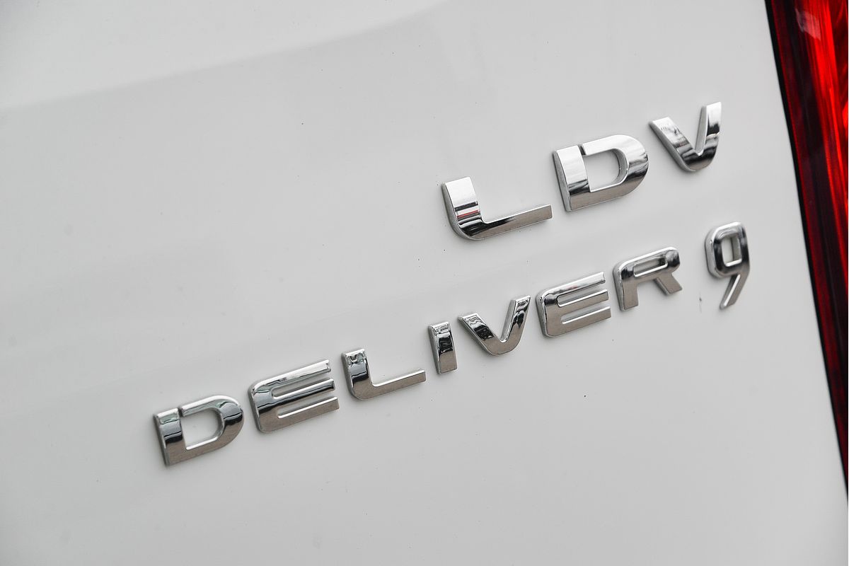 2022 LDV Deliver 9 LWB