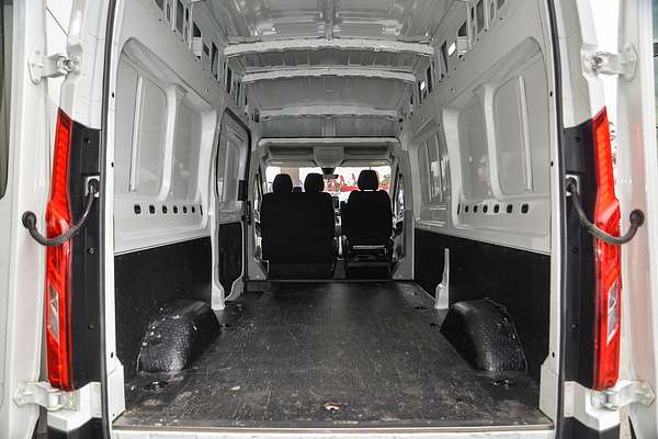 2022 LDV Deliver 9 LWB