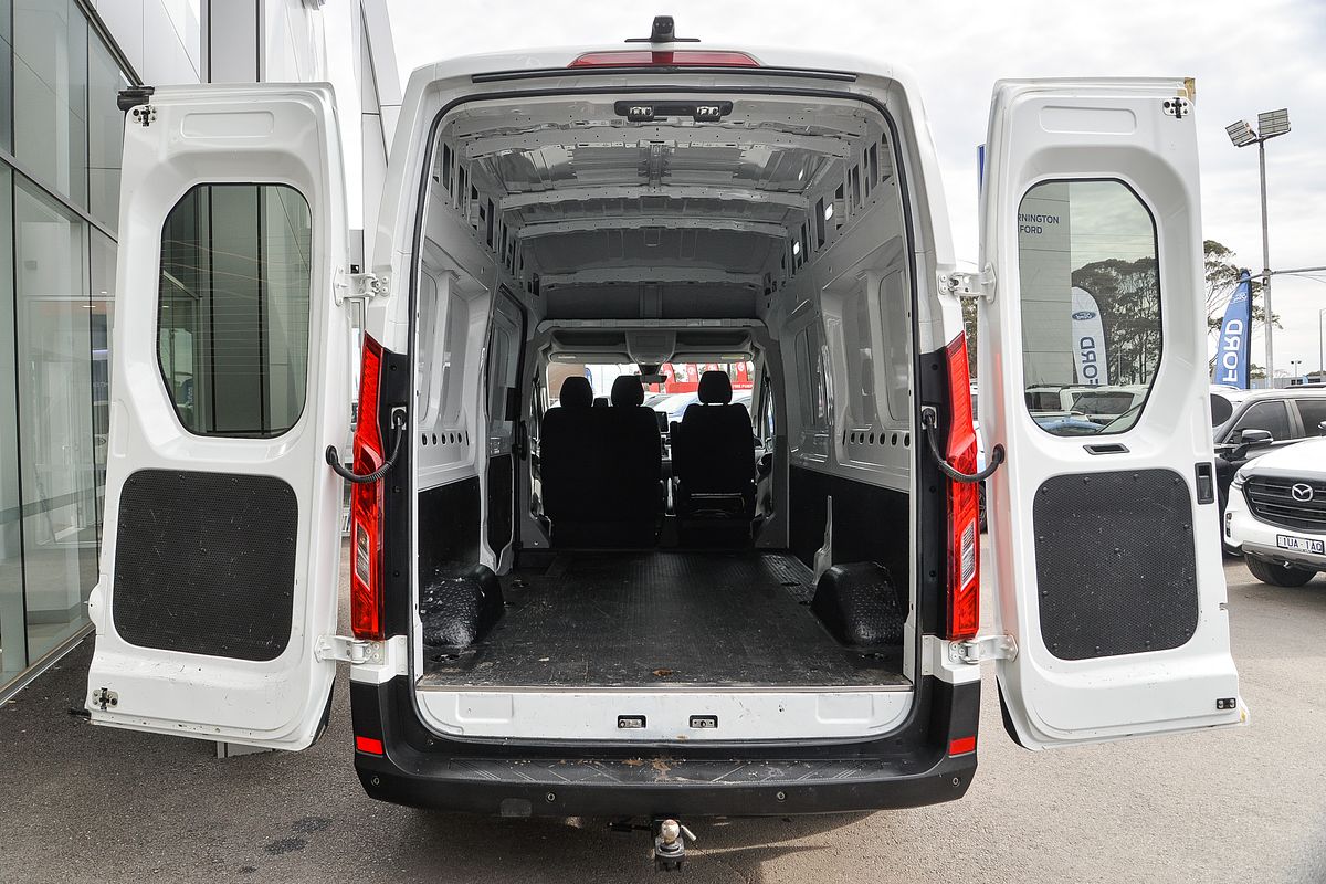 2022 LDV Deliver 9 LWB
