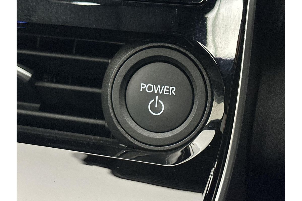 2024 Toyota bZ4X YEAM15R