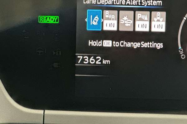 2024 Toyota bZ4X YEAM15R