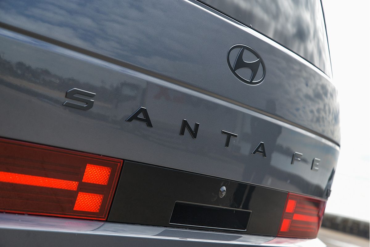 2025 Hyundai Santa Fe Hybrid Calligraphy MX5.V1