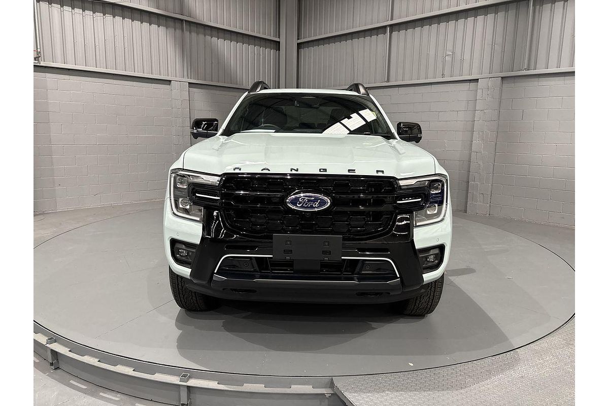 2025 Ford Ranger PHEV Stormtrak 4X4 2.3L