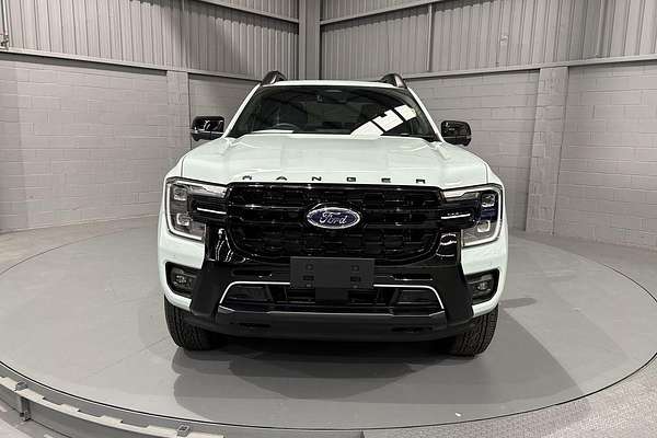 2025 Ford Ranger PHEV Stormtrak 4X4 2.3L