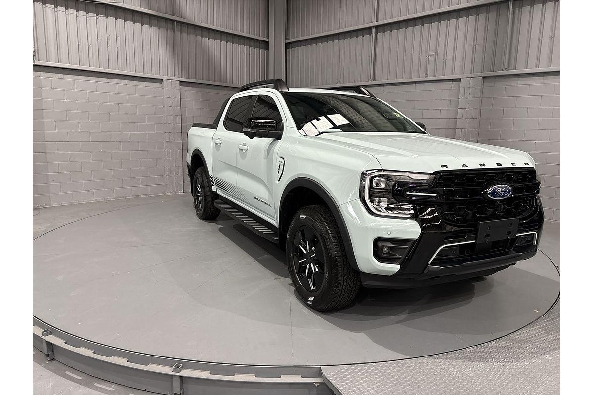 2025 Ford Ranger PHEV Stormtrak 4X4 2.3L
