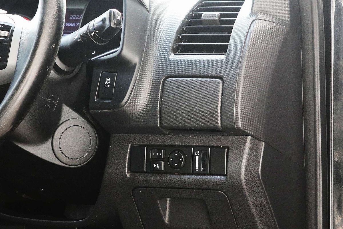 2015 Isuzu D-MAX LS-U 4X4