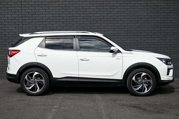2022 SsangYong Korando Ultimate C300