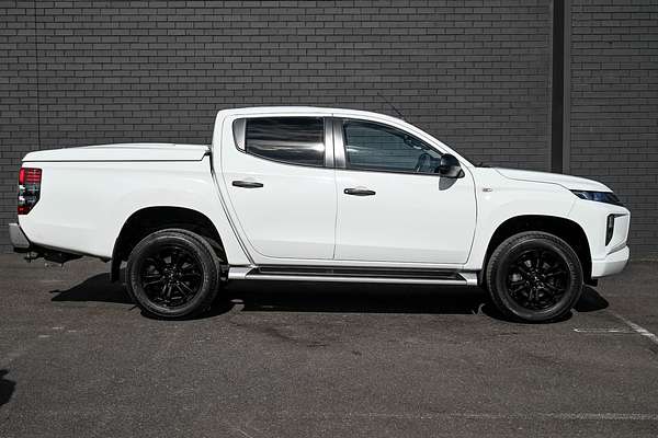 2021 Mitsubishi Triton GLX-R MR 4X4