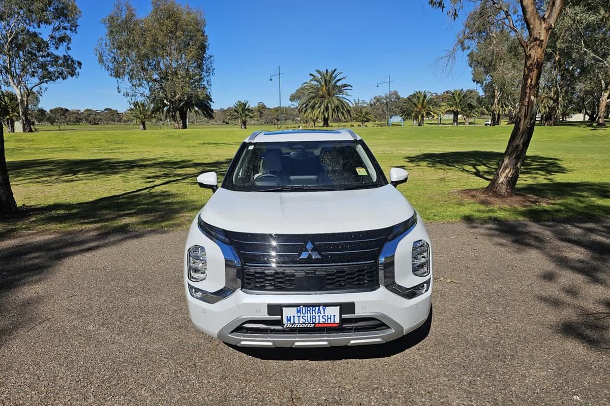 2024 Mitsubishi Outlander PHEV Exceed ZM
