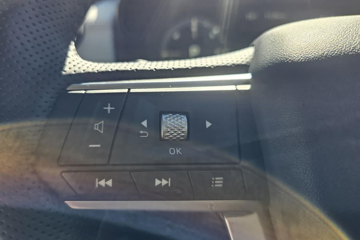 2024 Mitsubishi Outlander PHEV Exceed ZM