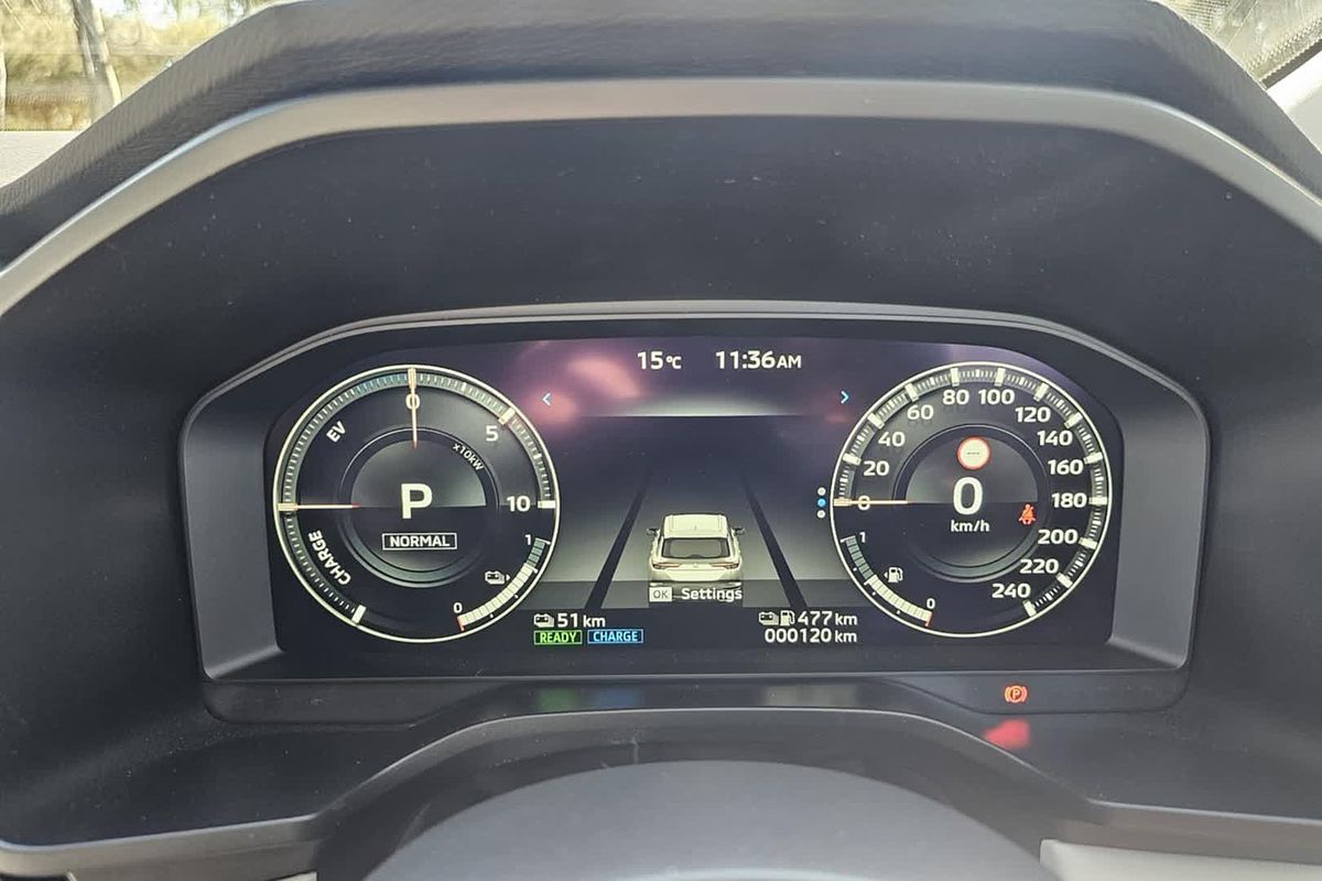 2024 Mitsubishi Outlander PHEV Exceed ZM