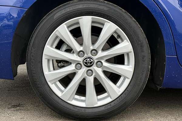 2019 Toyota Camry Ascent Sport AXVH71R