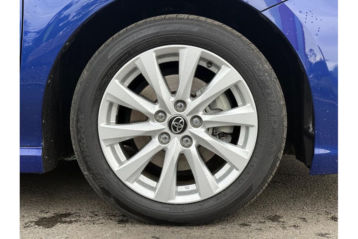 2019 Toyota Camry Ascent Sport AXVH71R
