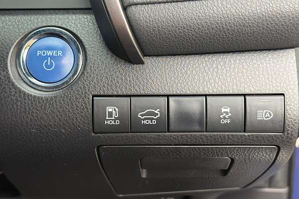 2019 Toyota Camry Ascent Sport AXVH71R