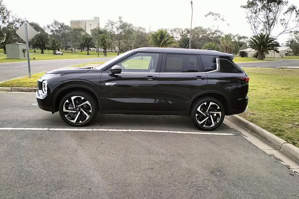 2024 Mitsubishi Outlander PHEV Aspire ZM