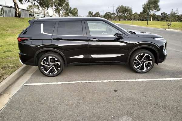 2024 Mitsubishi Outlander PHEV Aspire ZM