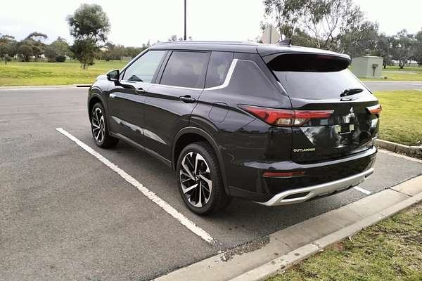 2024 Mitsubishi Outlander PHEV Aspire ZM