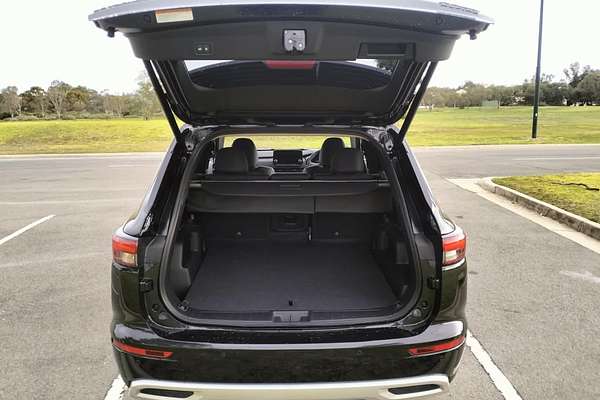 2024 Mitsubishi Outlander PHEV Aspire ZM
