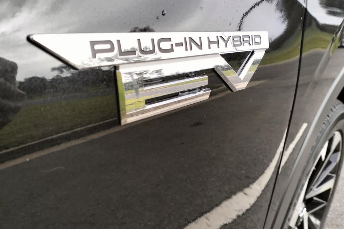 2024 Mitsubishi Outlander PHEV Aspire ZM