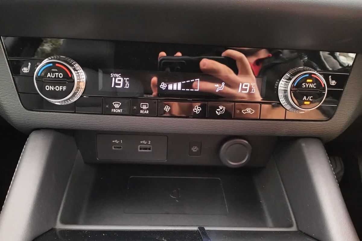 2024 Mitsubishi Outlander PHEV Aspire ZM