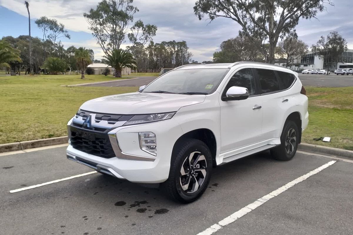 2024 Mitsubishi Pajero Sport Exceed QG
