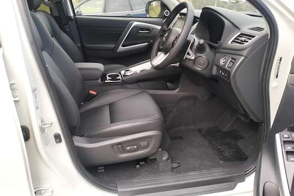 2024 Mitsubishi Pajero Sport Exceed QG