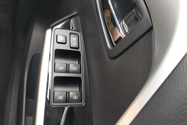 2024 Mitsubishi Pajero Sport Exceed QG