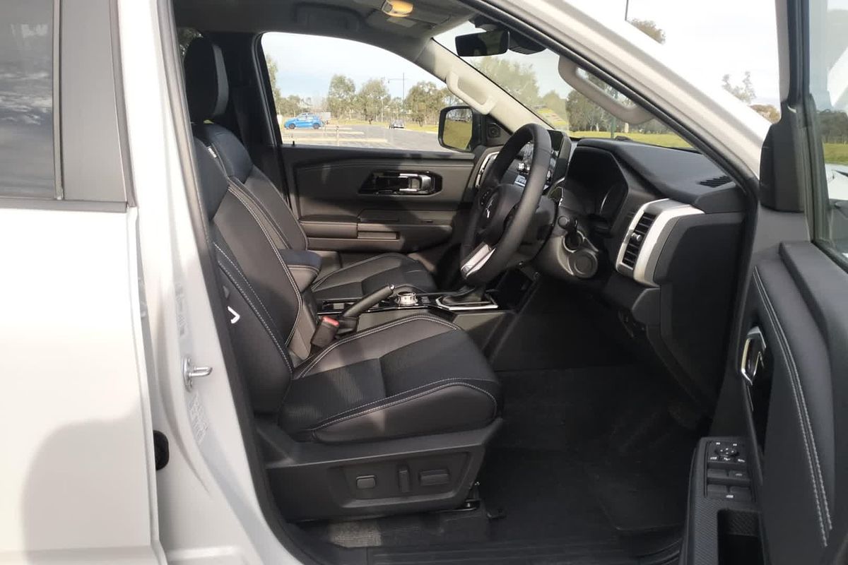2024 Mitsubishi Triton GLS MV 4X4