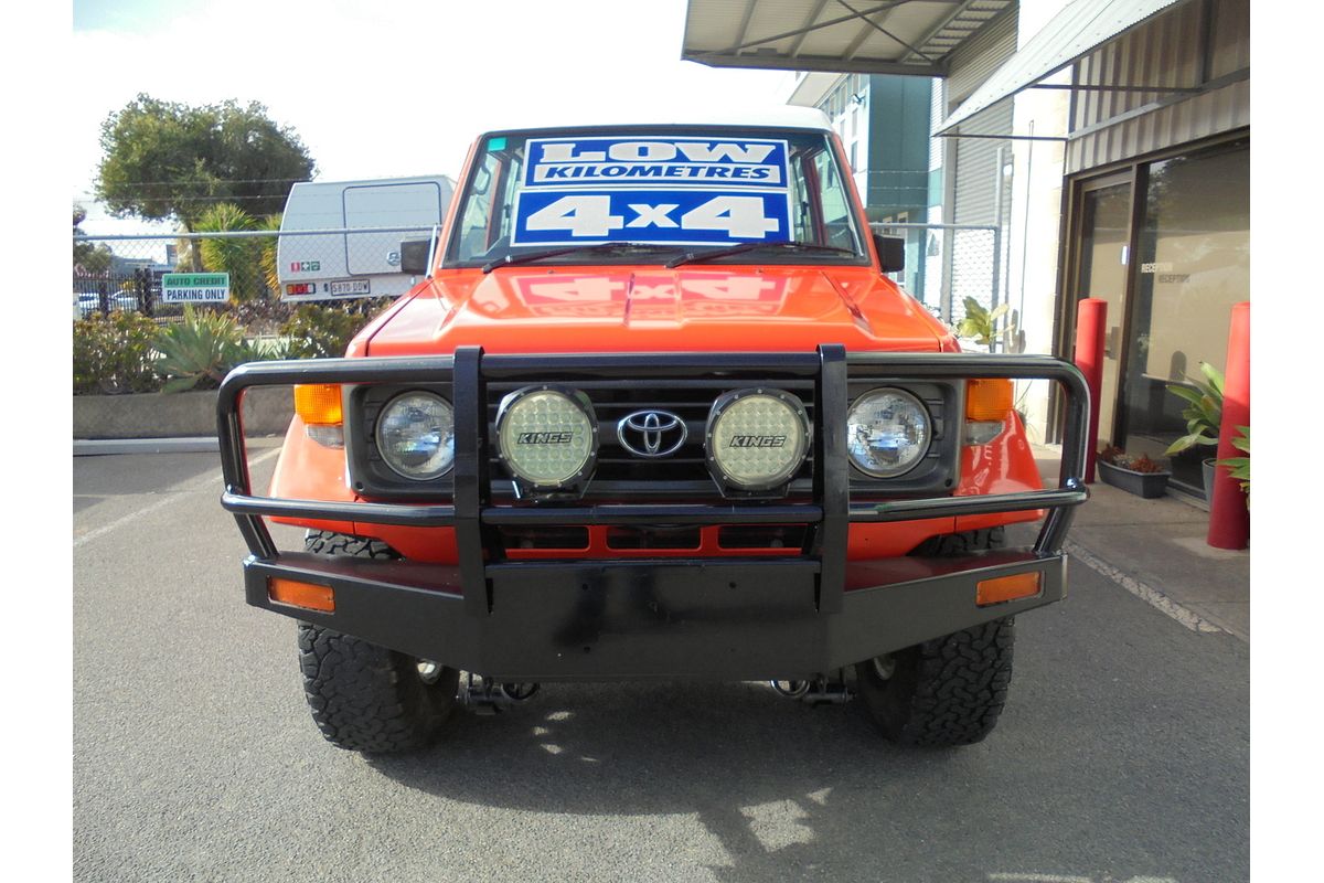 1996 Toyota Landcruiser Troopcarrier HZJ75RV