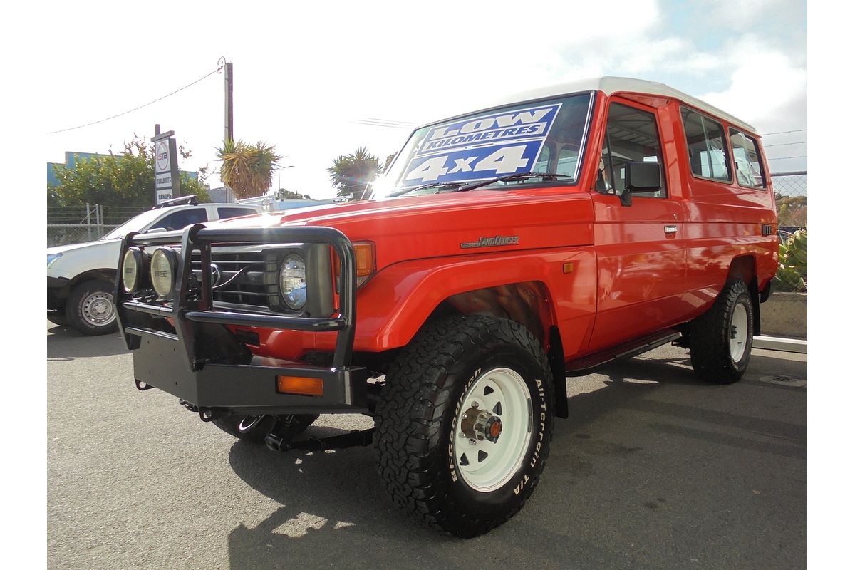 1996 Toyota Landcruiser Troopcarrier HZJ75RV